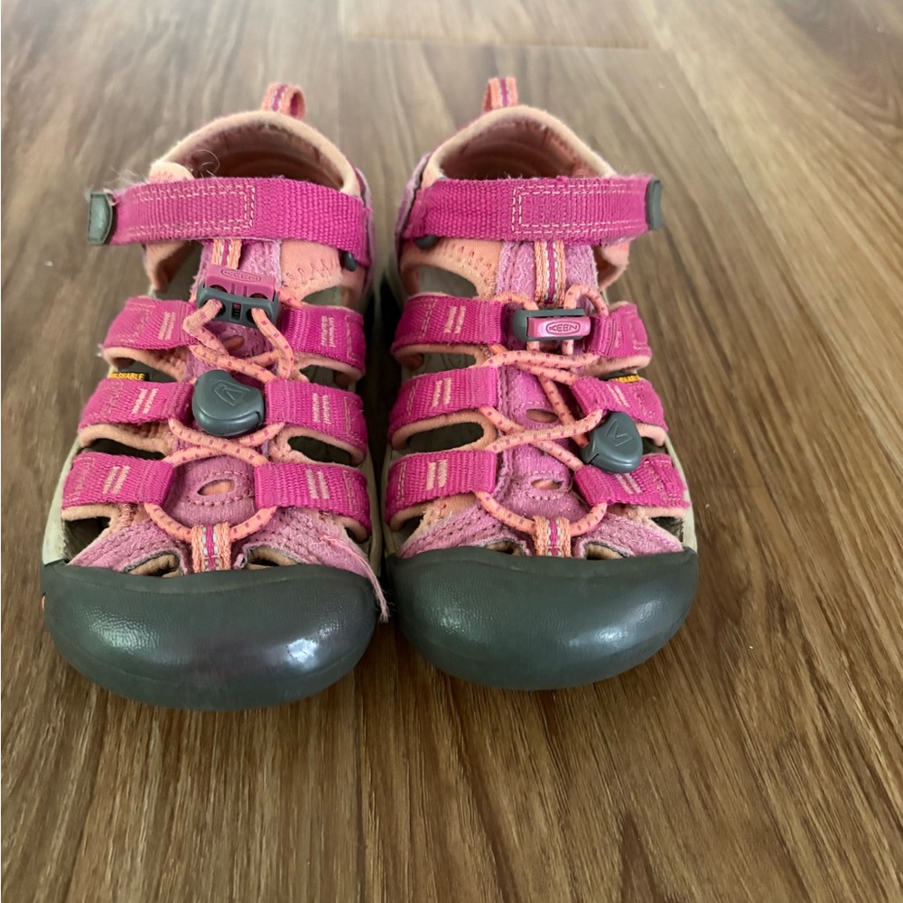 Keen Kids Pink and Gray Closed-Toe Sandals